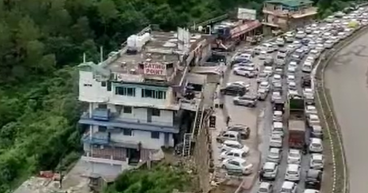 Cars stuck in traffic at Aut Mandi Highway